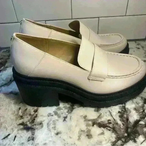 NWOB Michael Kors Women's Rocco Lug Sole Slip On Heeled Loafer - Picture 5 of 13